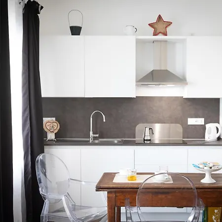 شقة فندقية Ai Priori 3*