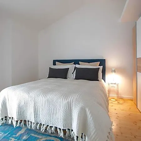 Ai Priori Lägenhetshotell 3*